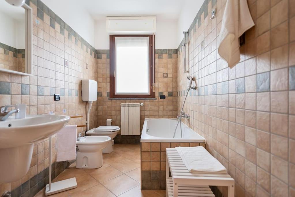 부스토아르시치오 Attico Vicino Milano, Mxp, Rho Fiera 아파트 외부 사진