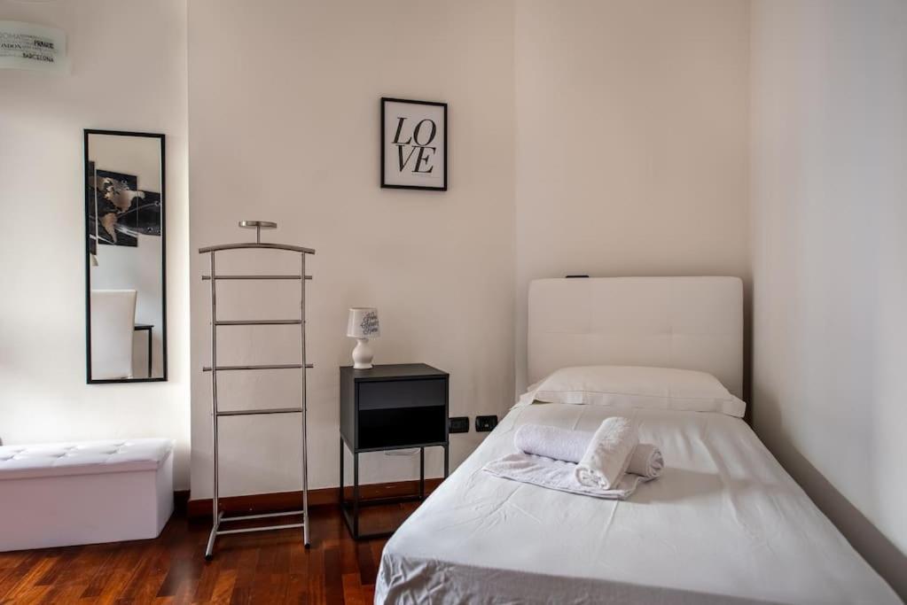 부스토아르시치오 Attico Vicino Milano, Mxp, Rho Fiera 아파트 외부 사진